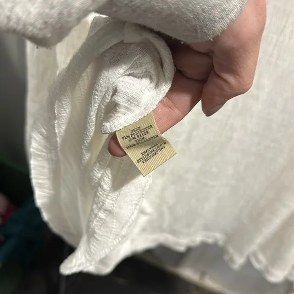 New from Buckle gimmicks blouse - Picture 4 of 5